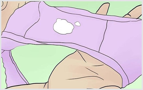 Khí hư làm khô quần lót